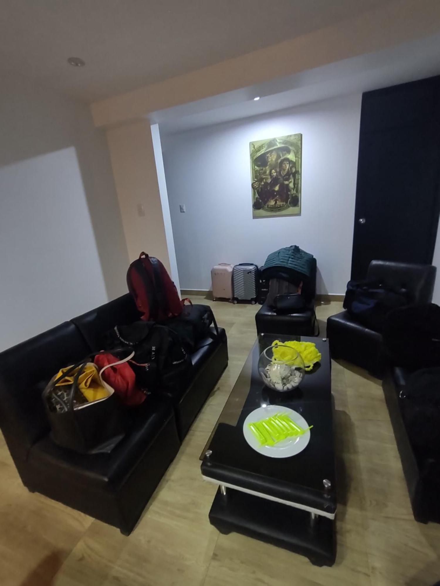 Comiqwasi 2 Apartment